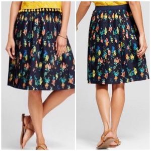 Merona Navy floral pleated skirt